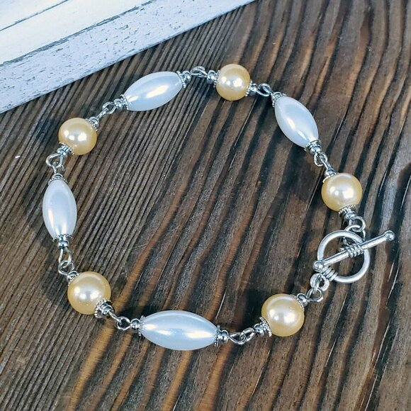 Glass Pearl Bracelet Silver White Champagne Yellow - Picture 1 of 8